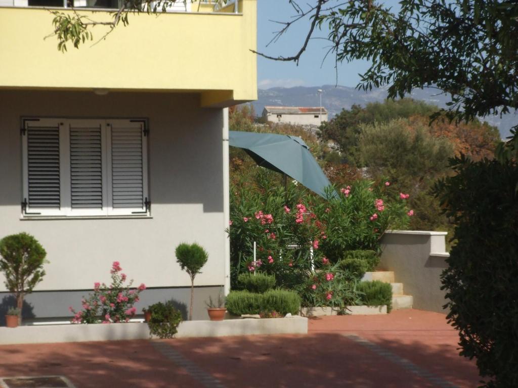 Apartments Diva Novalja Luaran gambar