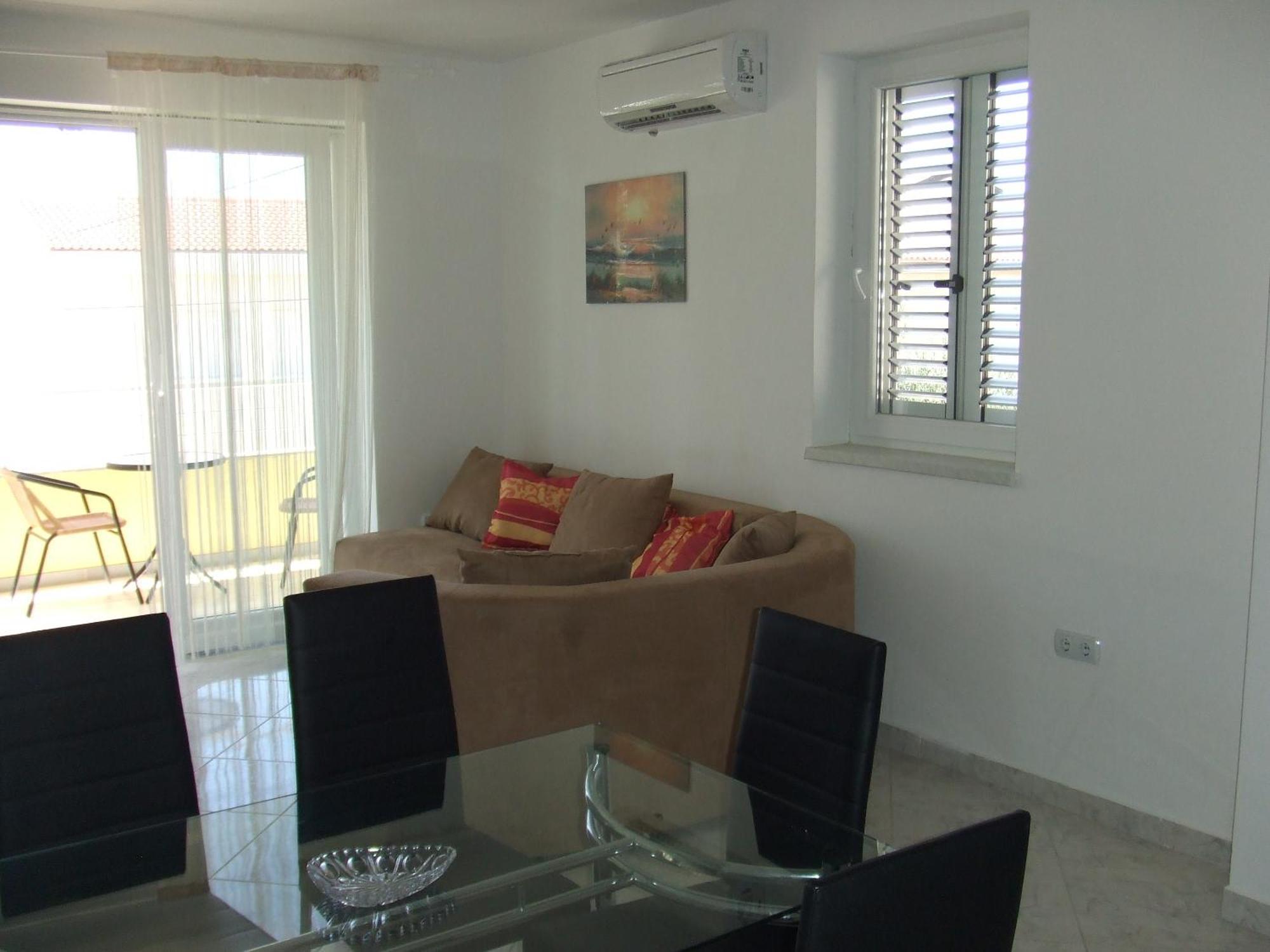 Apartments Diva Novalja Luaran gambar