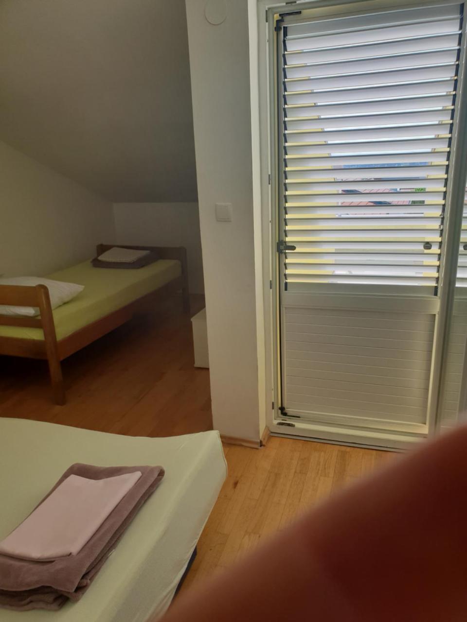 Apartments Diva Novalja Luaran gambar